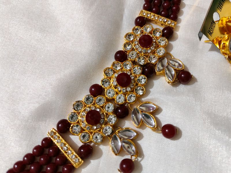 Maroon Floral Necklace 03
