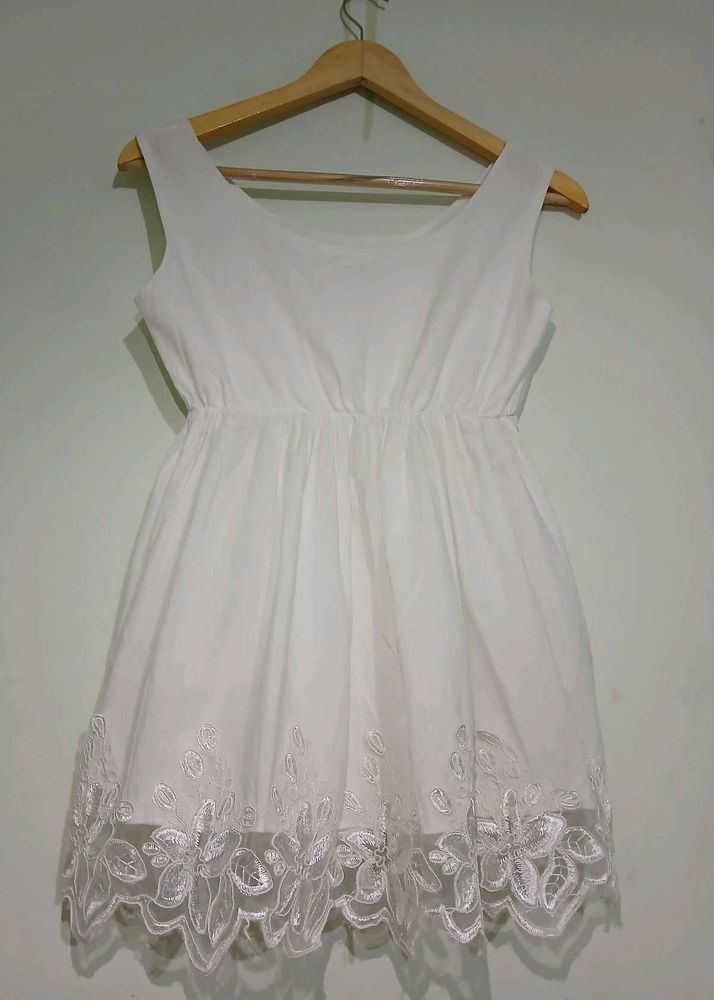 Cotton tops with Embellished lace