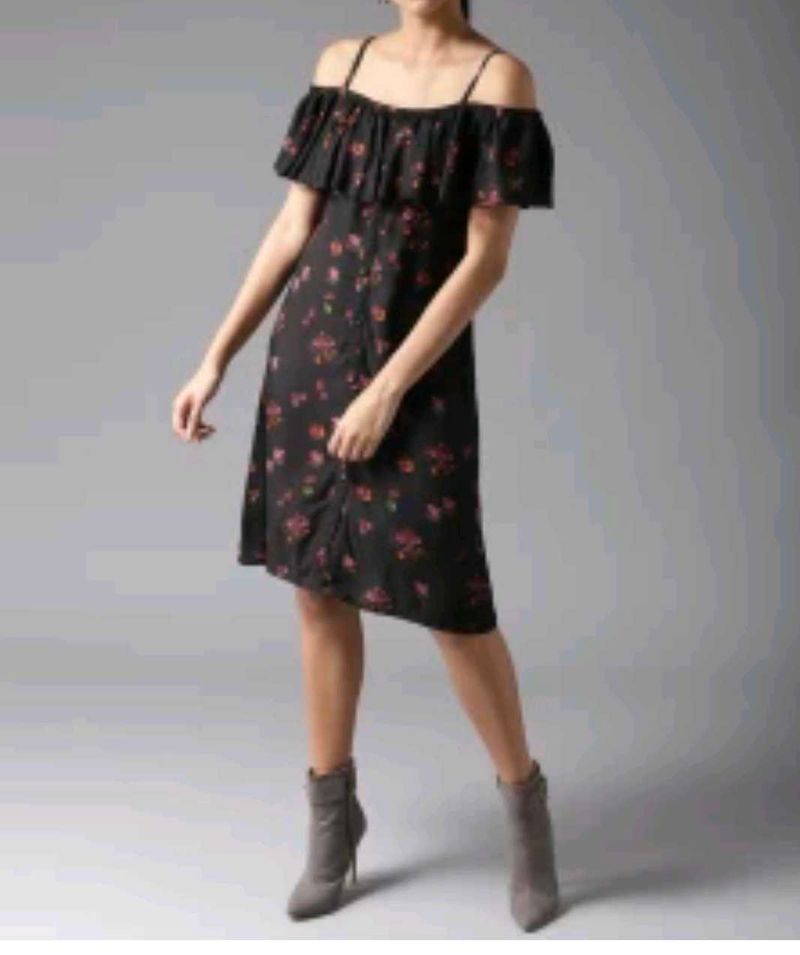 Very Cute N Beautiful Off Shoulder Dress