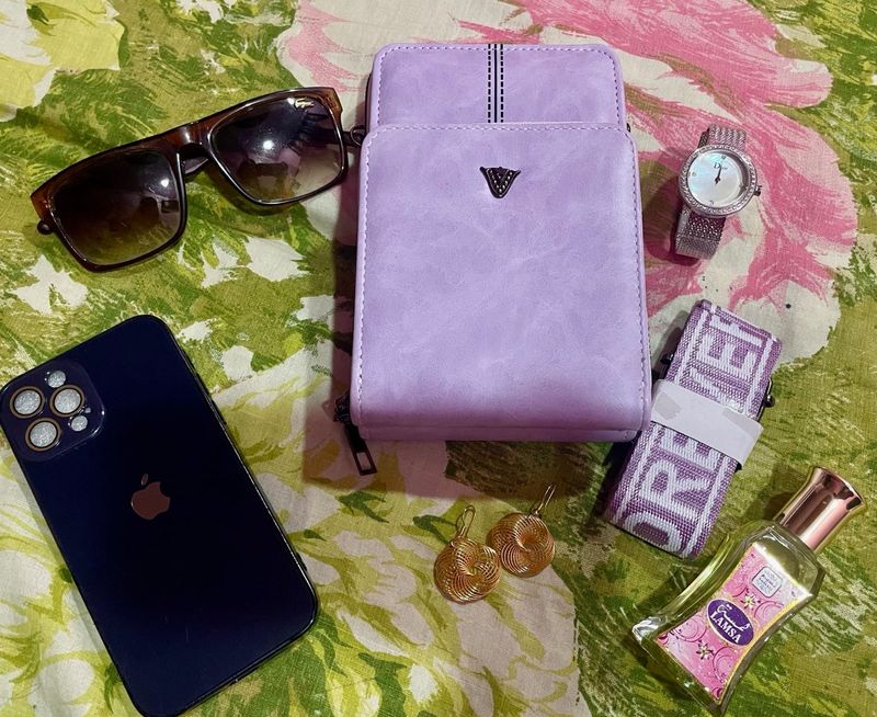 Cute lavender Sling Bag👜