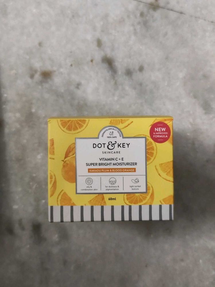 Dot &amp; Key Moisturizer