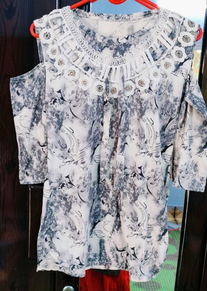 Cold Shoulder Floral Print Top