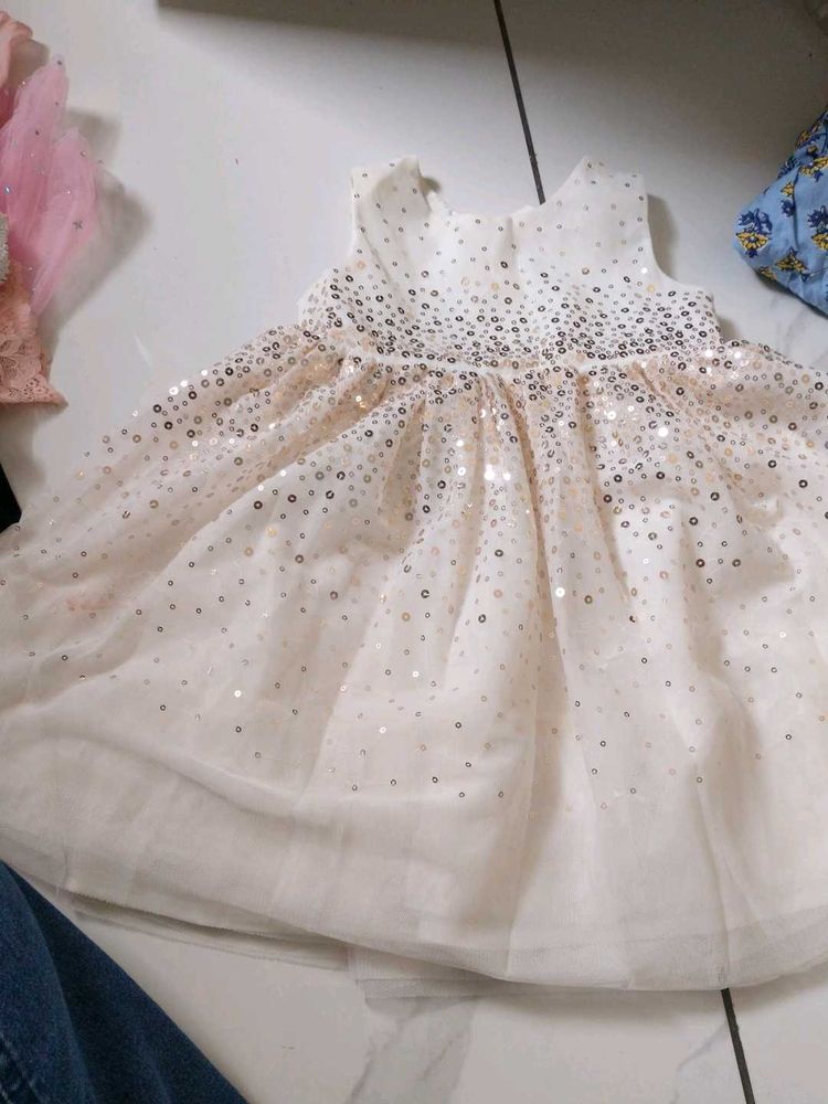 H &amp;M Cute Sequin Dress