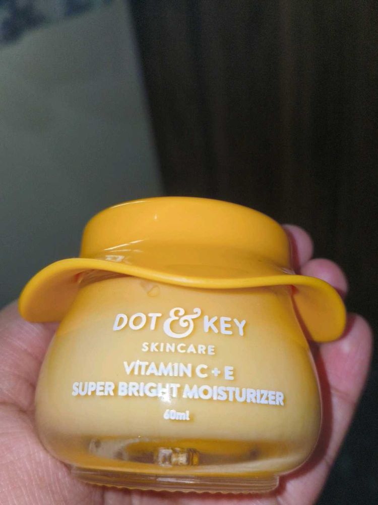 DOT &amp; KEY Vitamin C+E Super Bright Moisturizer