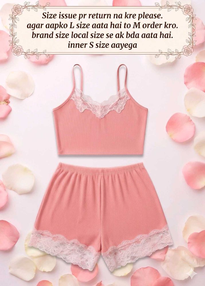 Cozy Lace nighty combo