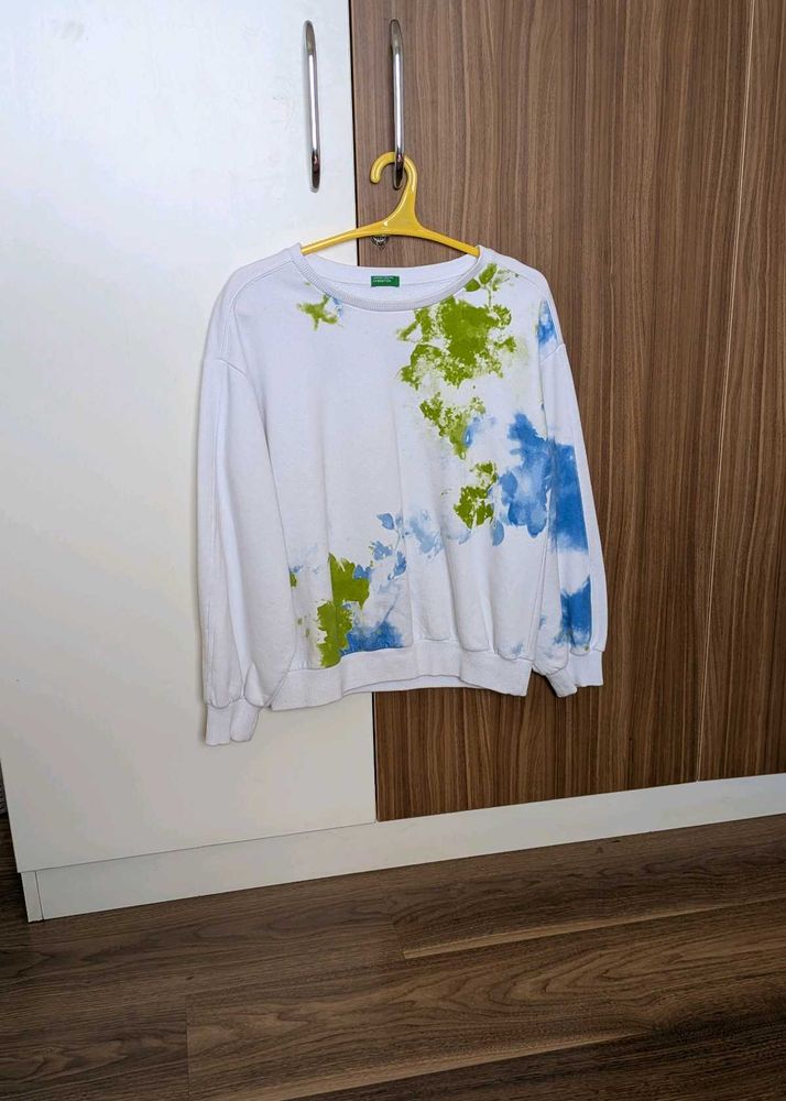 White Sweatshirt with Blue &amp; Green Print