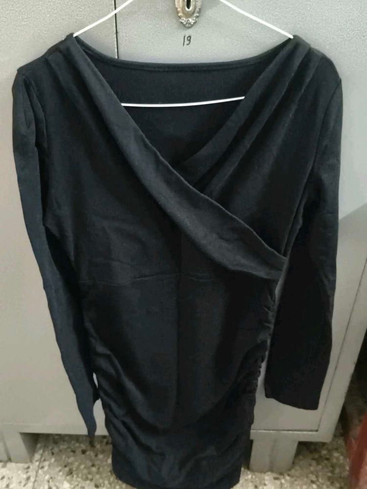 Chic Black Ruched Long Sleeve Dress