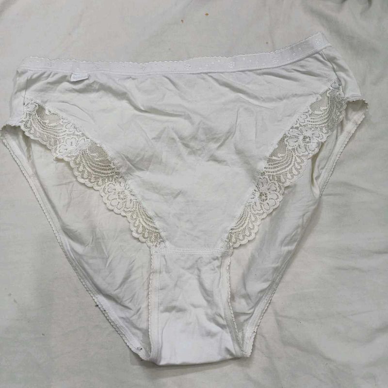 💙 Comfortable White Lace Trim Briefs