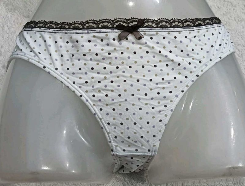 Cute Polka Dot Panty with Lace Trim ♥️