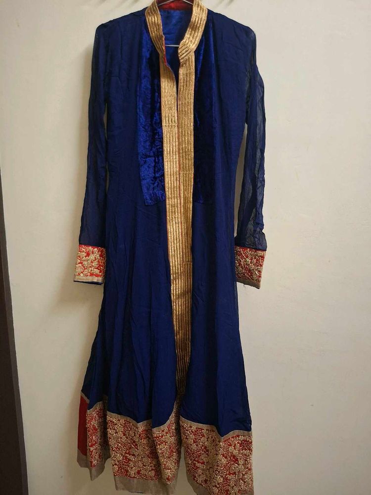 Beautiful Blue Embroidered Kurta