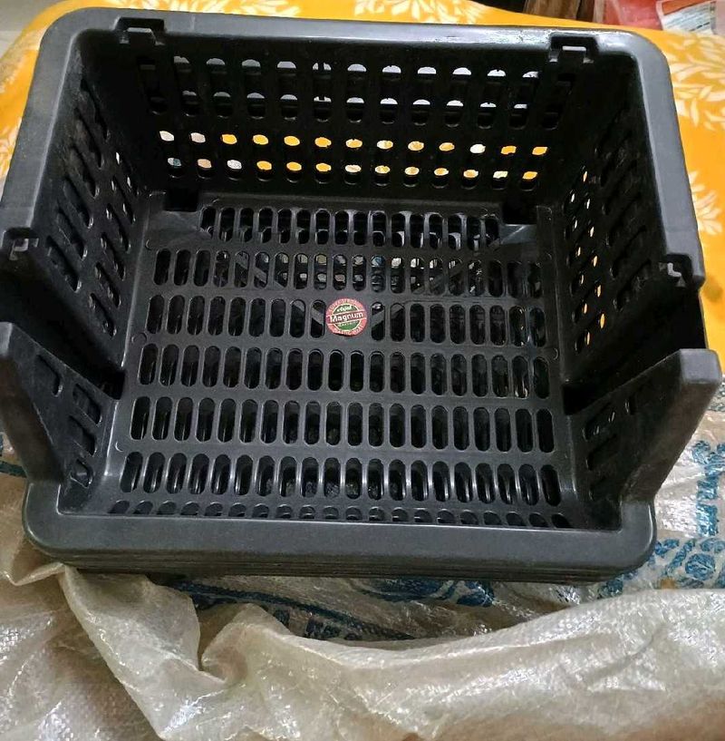 Storage Basket unused new (1 single piece )