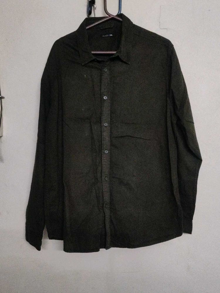 Men's Dark Green Button-Down Shirt