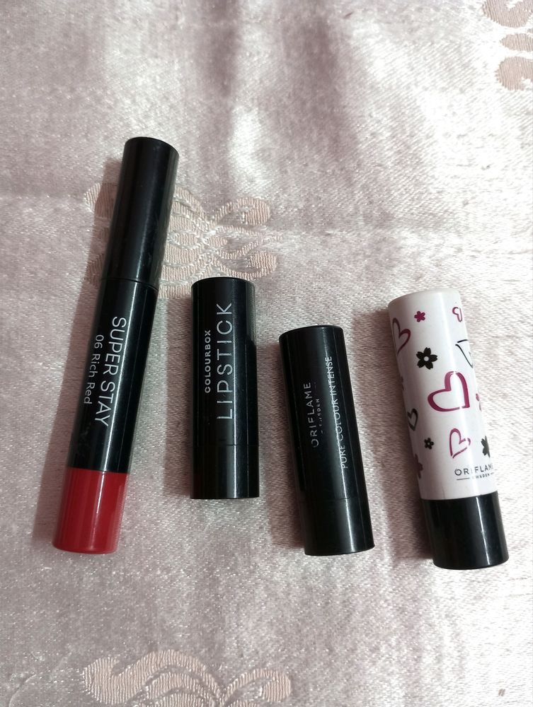 4 Set Of Lipsticks 💄