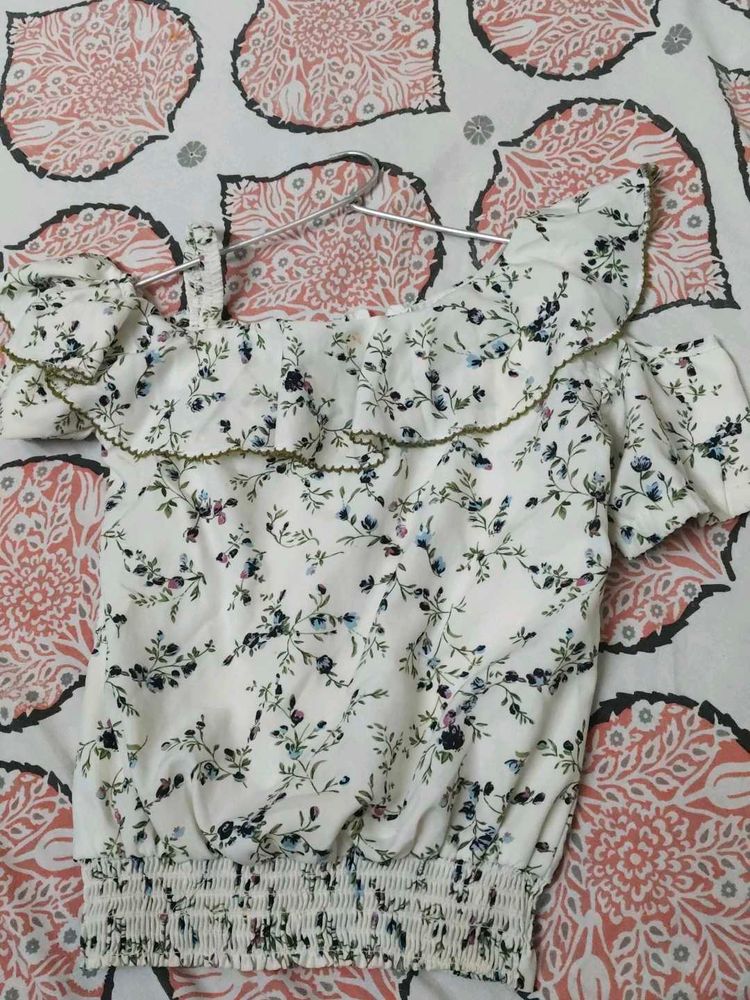 Floral Print Off-Shoulder Top