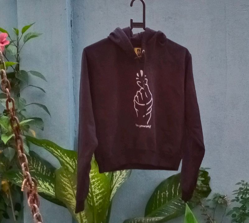❗price DrOP❗Korean Heart Black Crop Hoodie By BE S