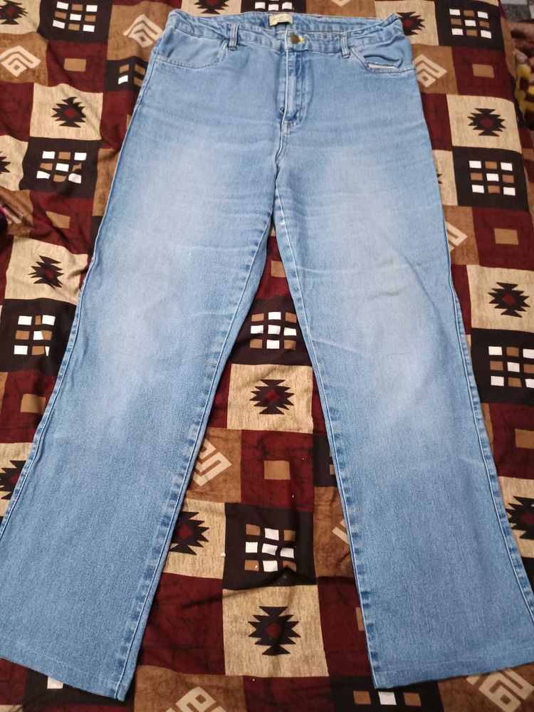 Light Wash Denim Jeans