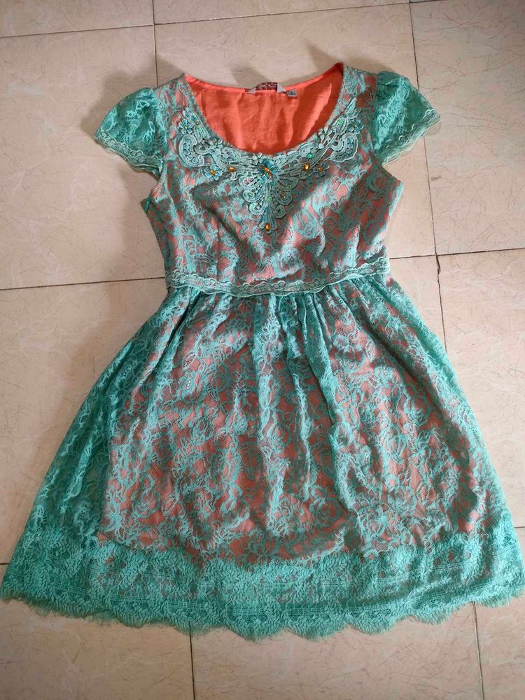 Beautiful Lace Dress🧚