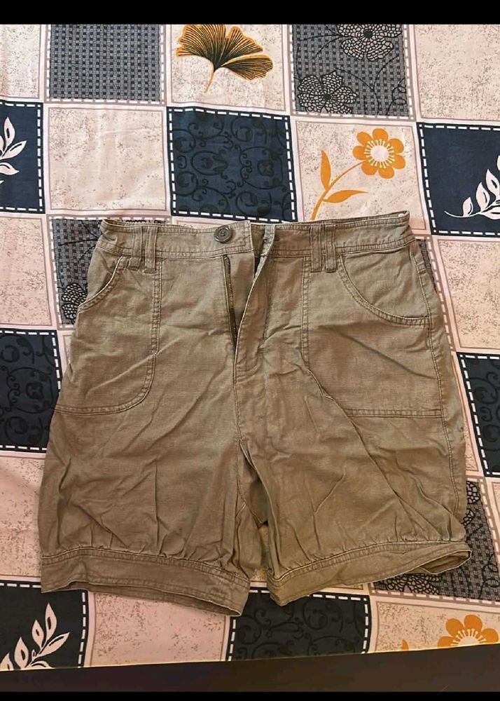Stylish Women's Cargo Shorts