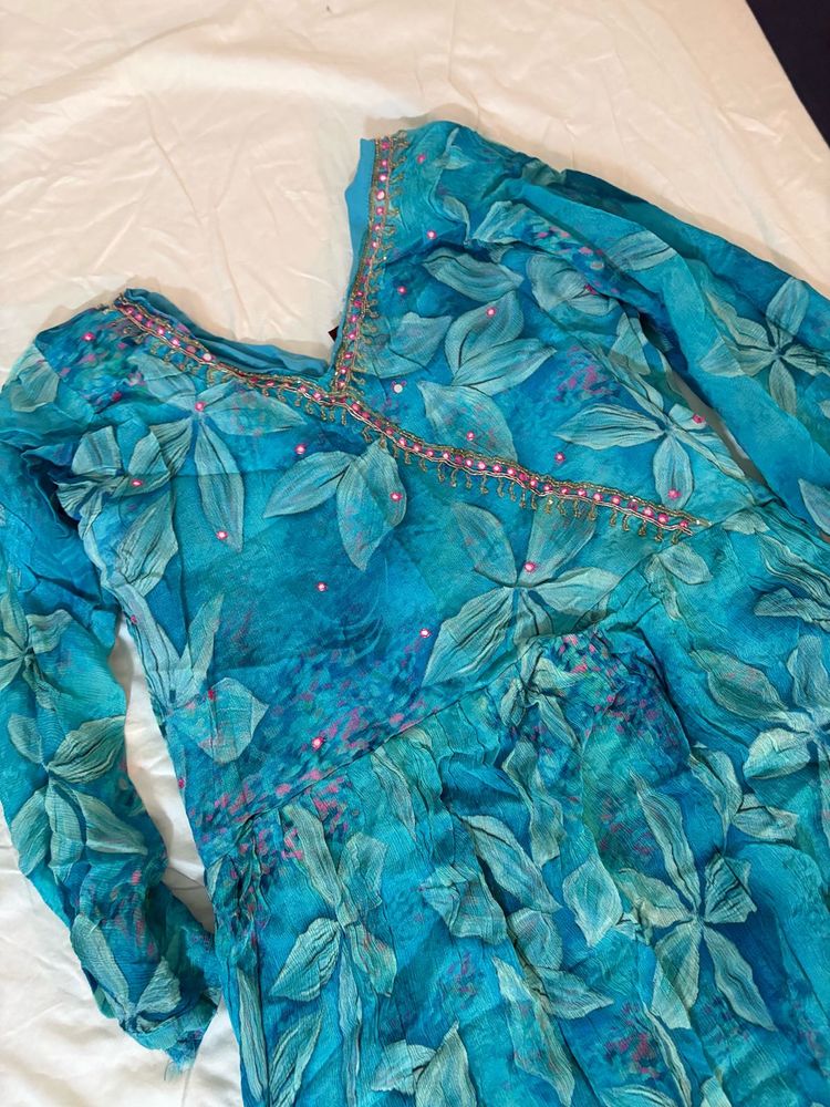 Stunning Blue Floral Kurta Set