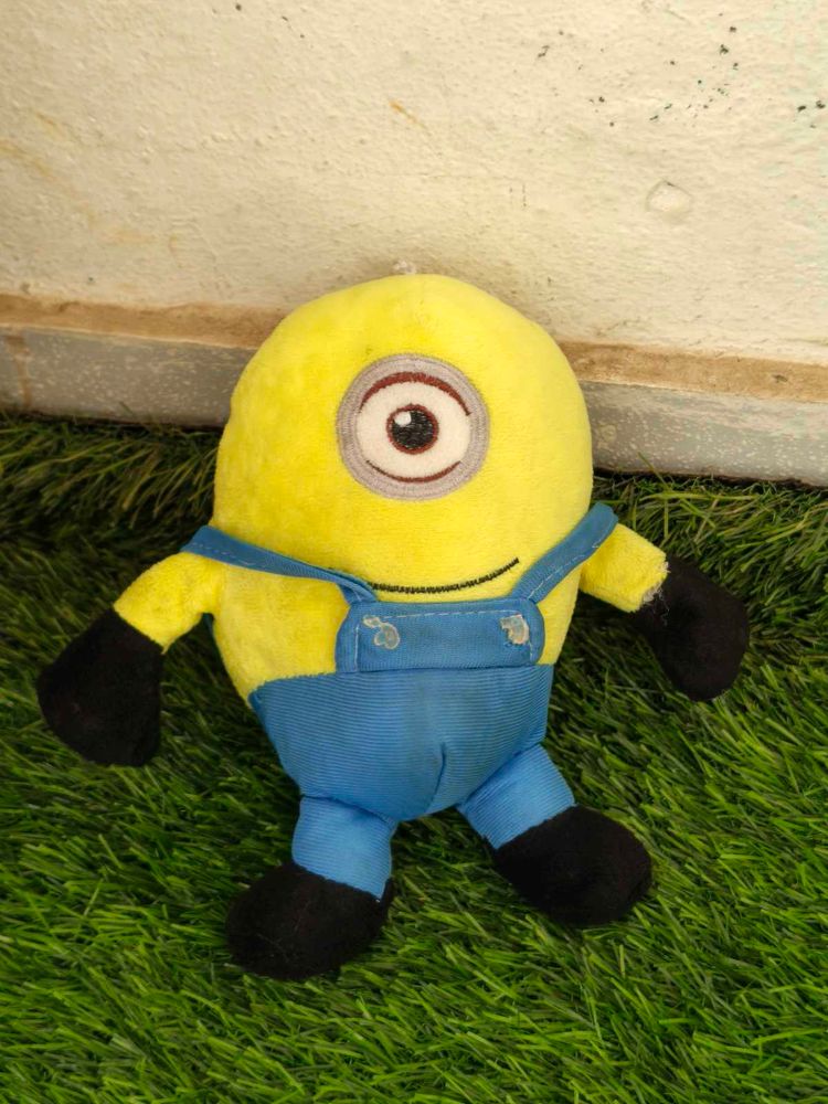 Cute Minion Plush Toy