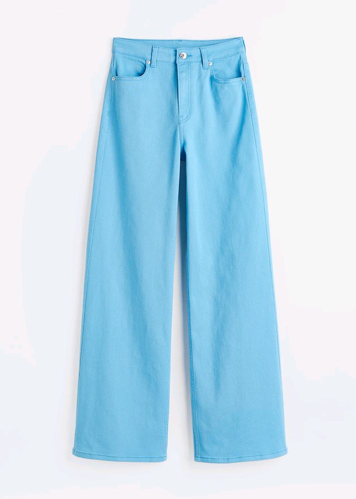 New Jeans With Tag Still On
