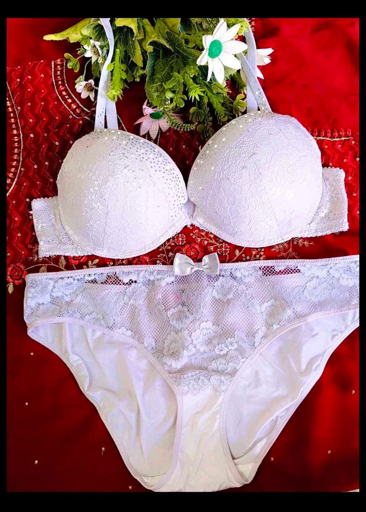 White Lace Bra and Panty Set👍👍