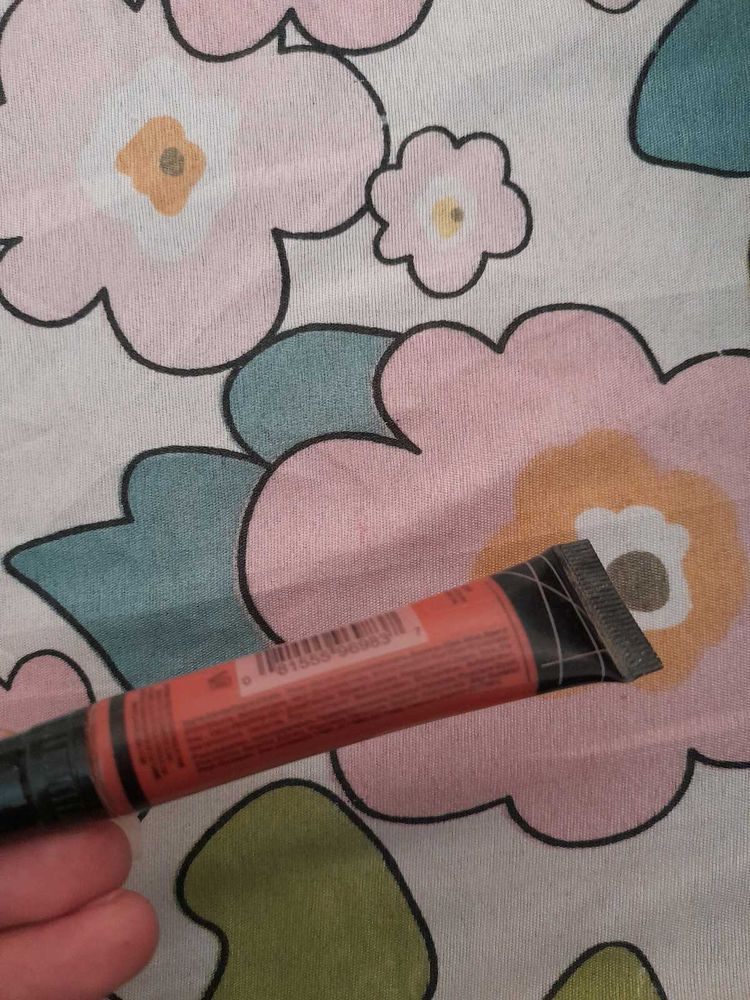 New Lipstick Tube