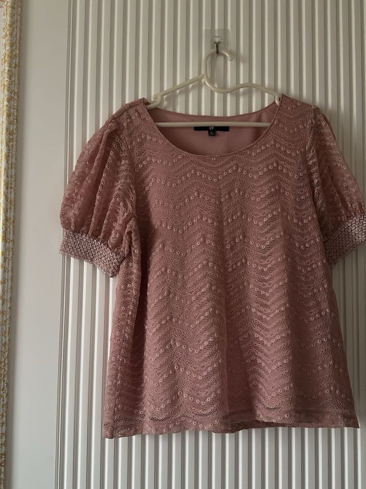 Sheer Lace Puff Sleeve Top