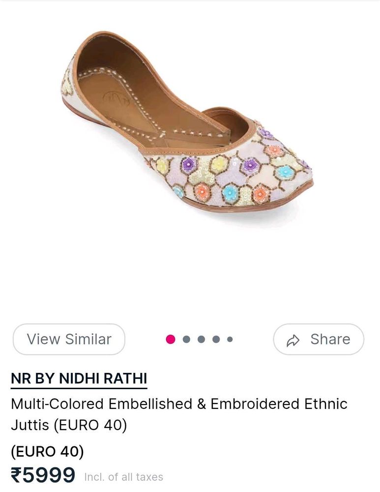 Punjabi Juttis for women