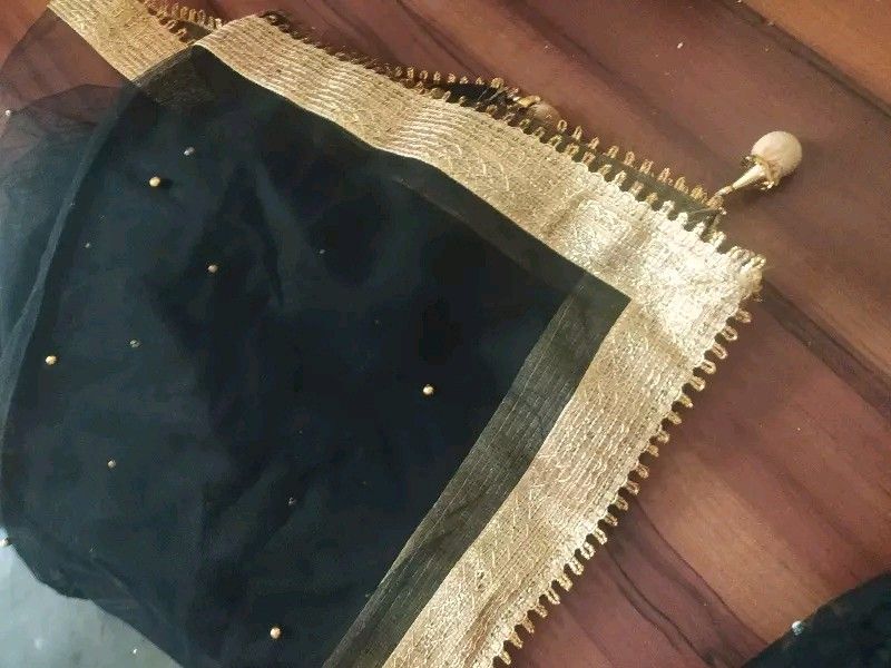 Black Dupatta