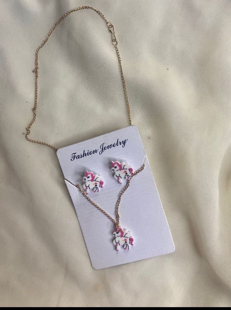 UNICORN PENDANT SET✨