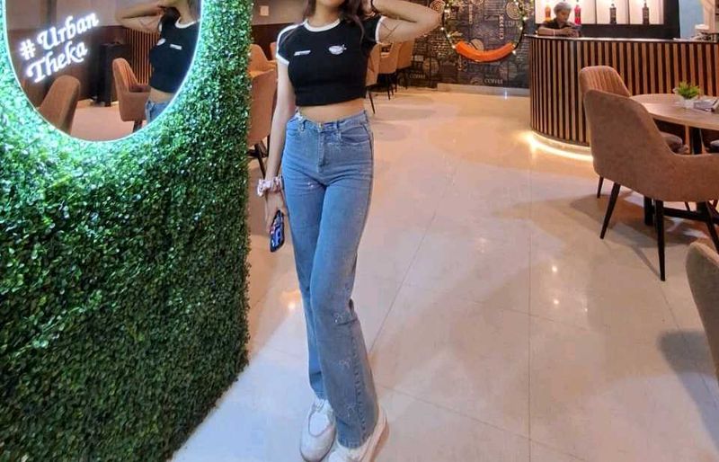 Black &amp; White Cropped T-Shirt