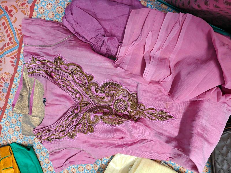 Elegant Pink Embroidered Kurta Set