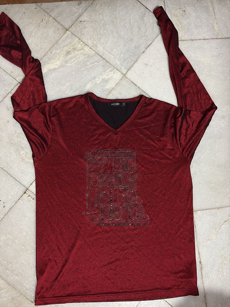 Maroon V-Neck Graphic T-Shirt