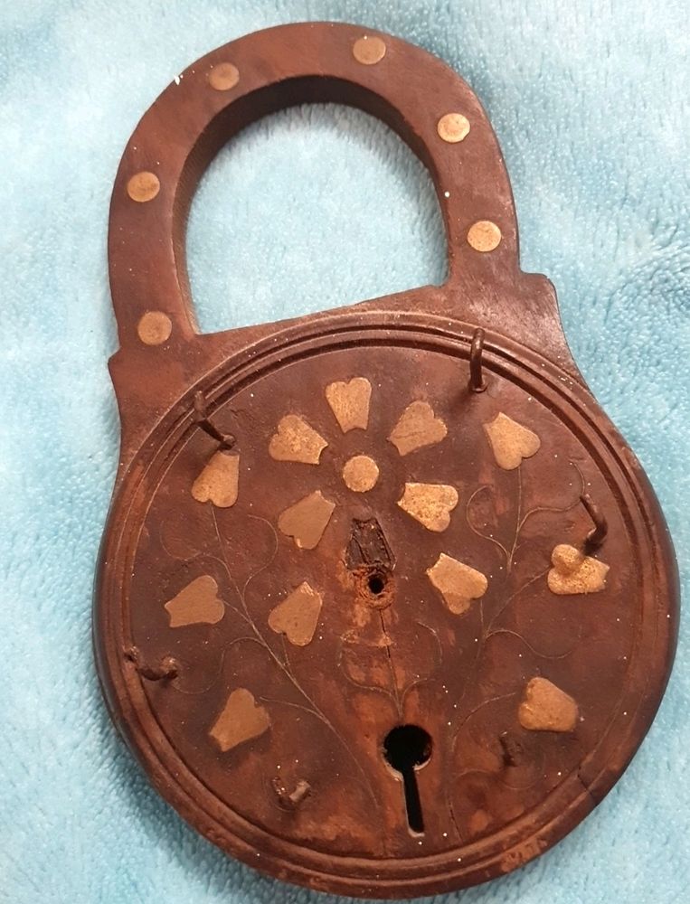 Used But Antiqe Key Holder