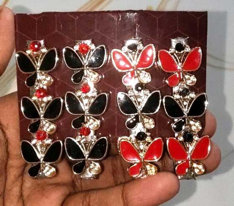 Butterfly hair clip.