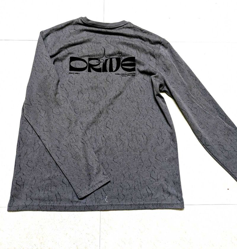 Grey Long Sleeve Graphic T-Shirt (Branded)