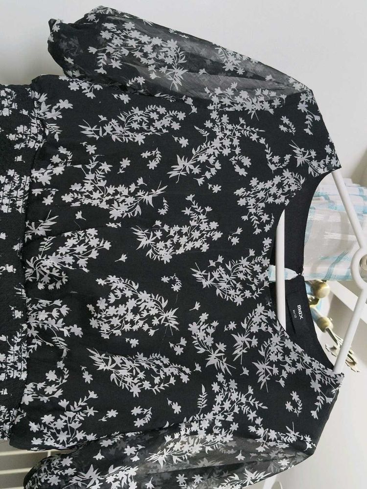 Chic Black Floral Dress