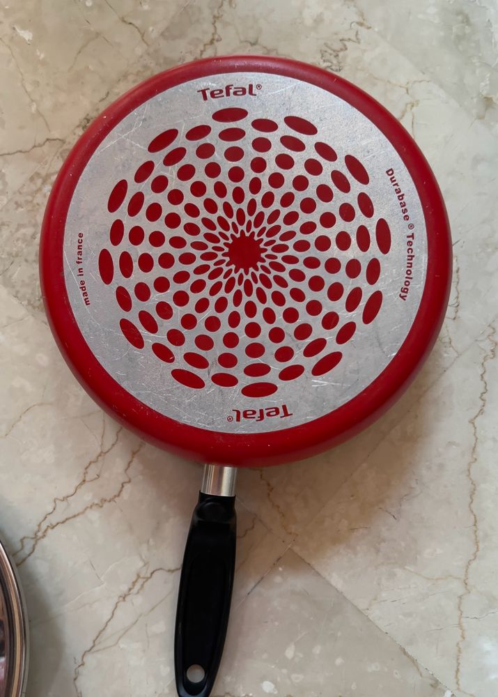 Non Stick Tefal Pan