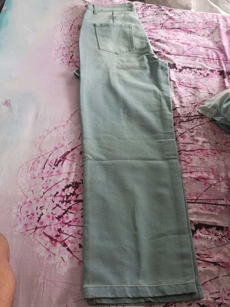 Light Wash Wide Leg Jeans