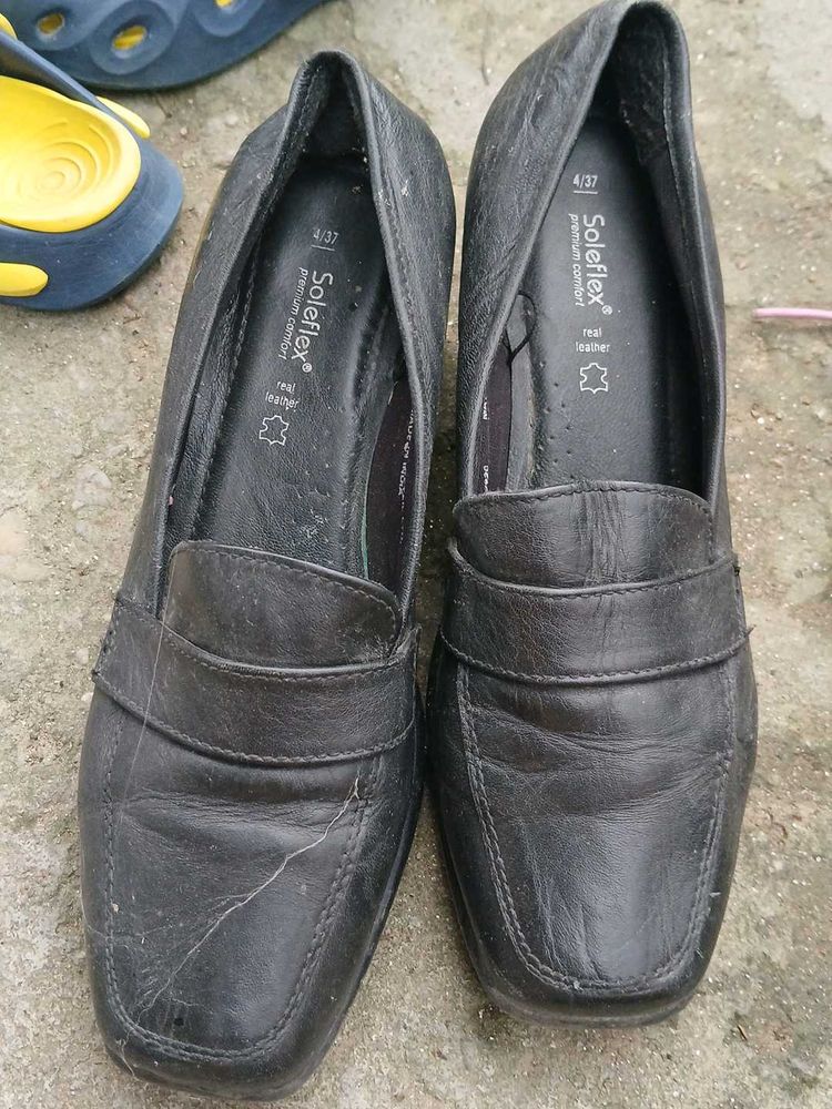 Classic Black Leather Loafers