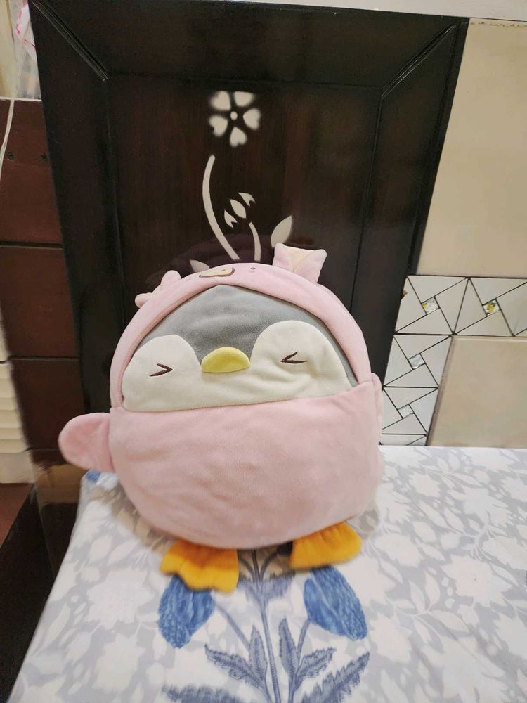 MINISO Cute Penguin Plush Toy pink