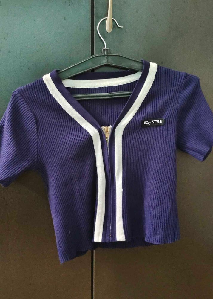 Ribbed Zip-Up Crop Top