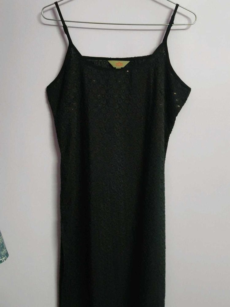 Chic Black Spaghetti Strap Dress