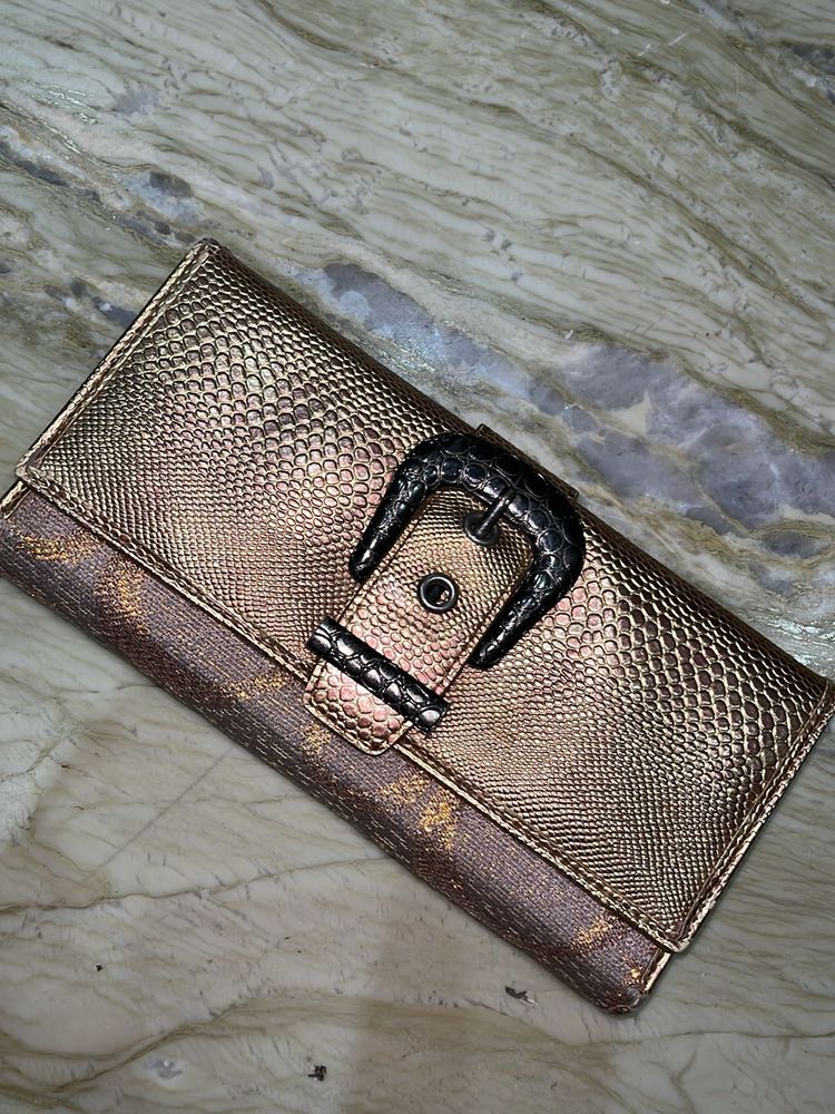 Vintage Chic Wallet with Buckle Detail