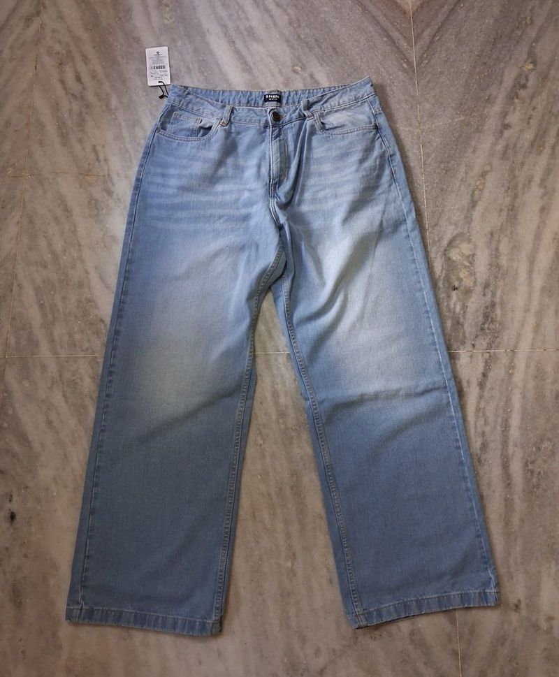 New Wide Leg Mid Rise Light Wash Jeans