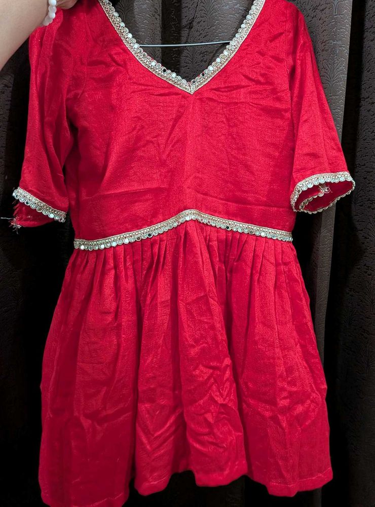 Red Embroidered Kurta set with plazzo
