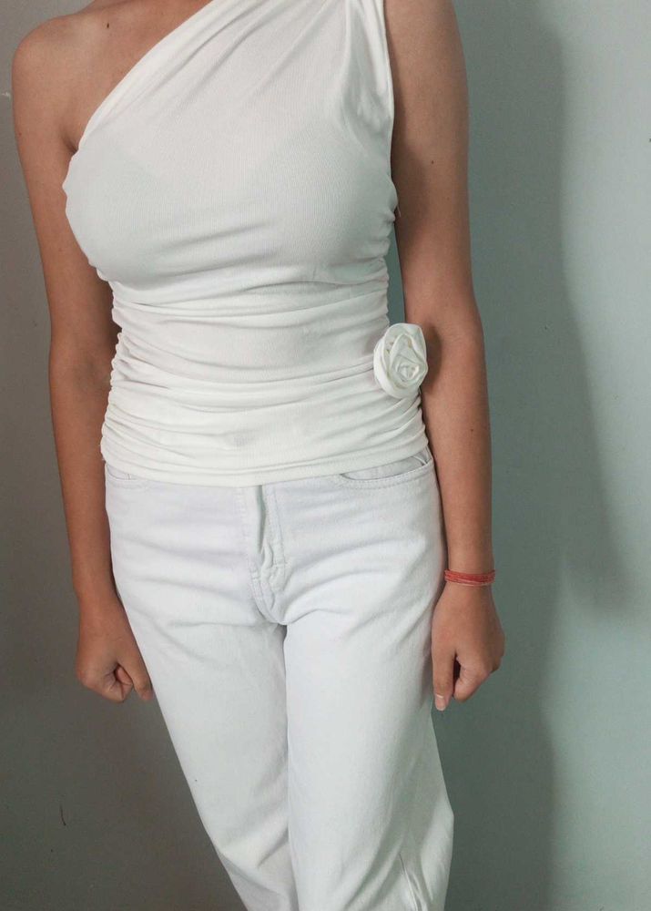 Chic One-Shoulder White Top with Rose Detail
