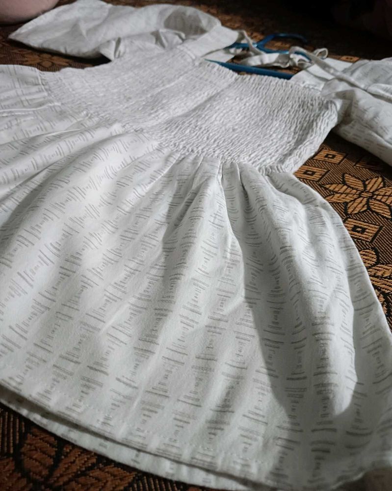 Elegant White top with Subtle Pattern