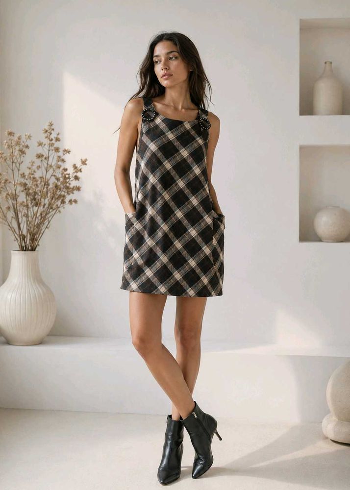 🤎 Elegant &amp; Rare Plaid Pinafore Mini Dress